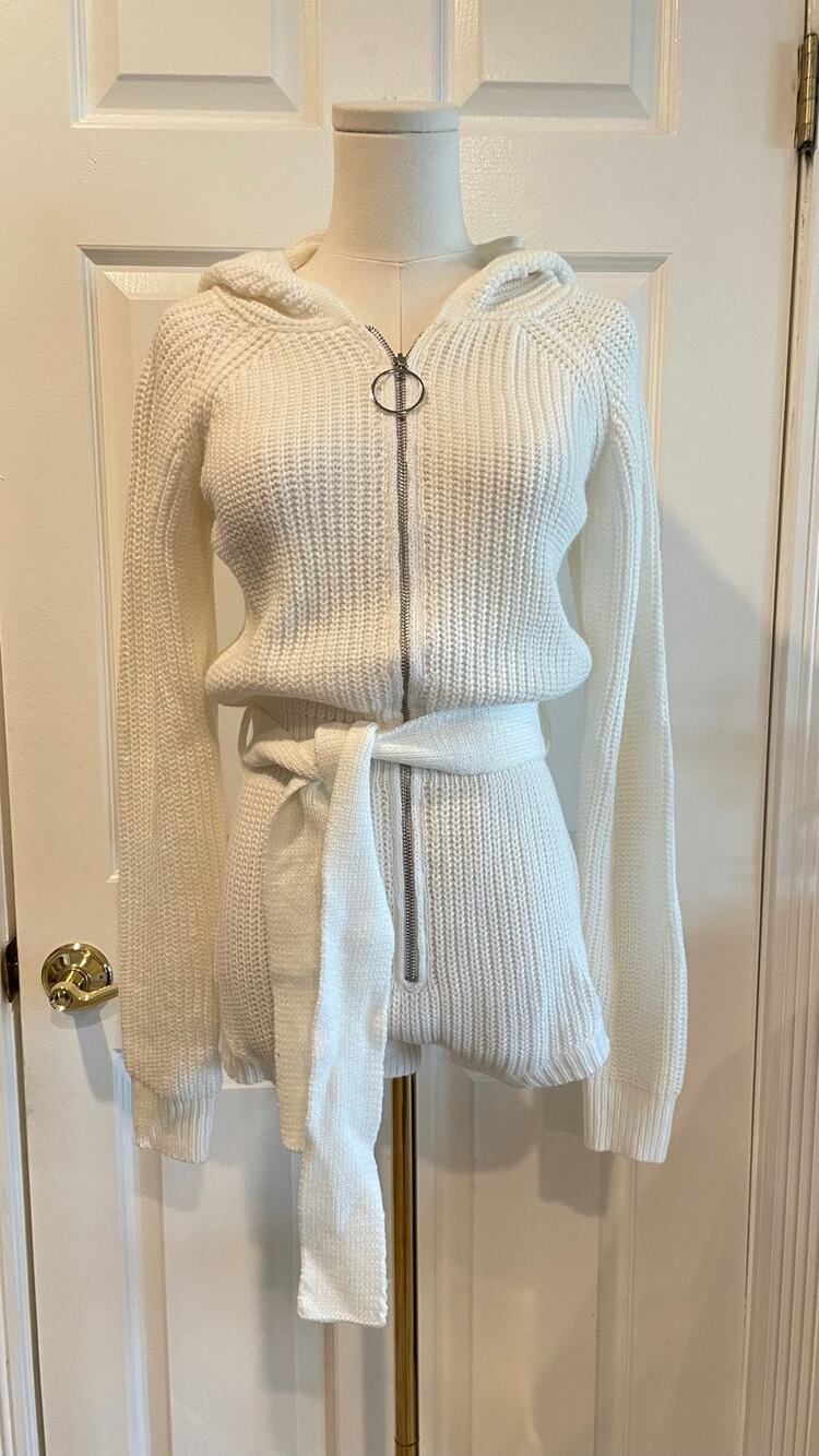 Love Sense White Ribbed Knit Zip-Up Hooded Romper with Belt Size Small